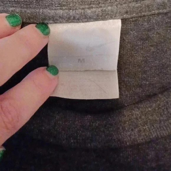 💙🐾Men's Nike tshirt - Picture 7 of 8